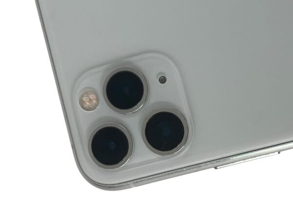 iPhone 11 Pro Max 256GB - Image 12