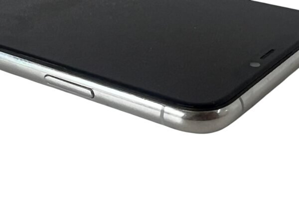 iPhone 11 Pro Max 256GB - Image 9