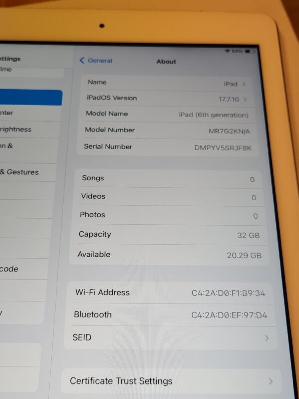 iPad (6th Generation) 32GB - Image 5