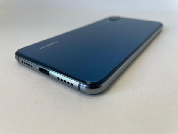 Huawei P20 - Image 8