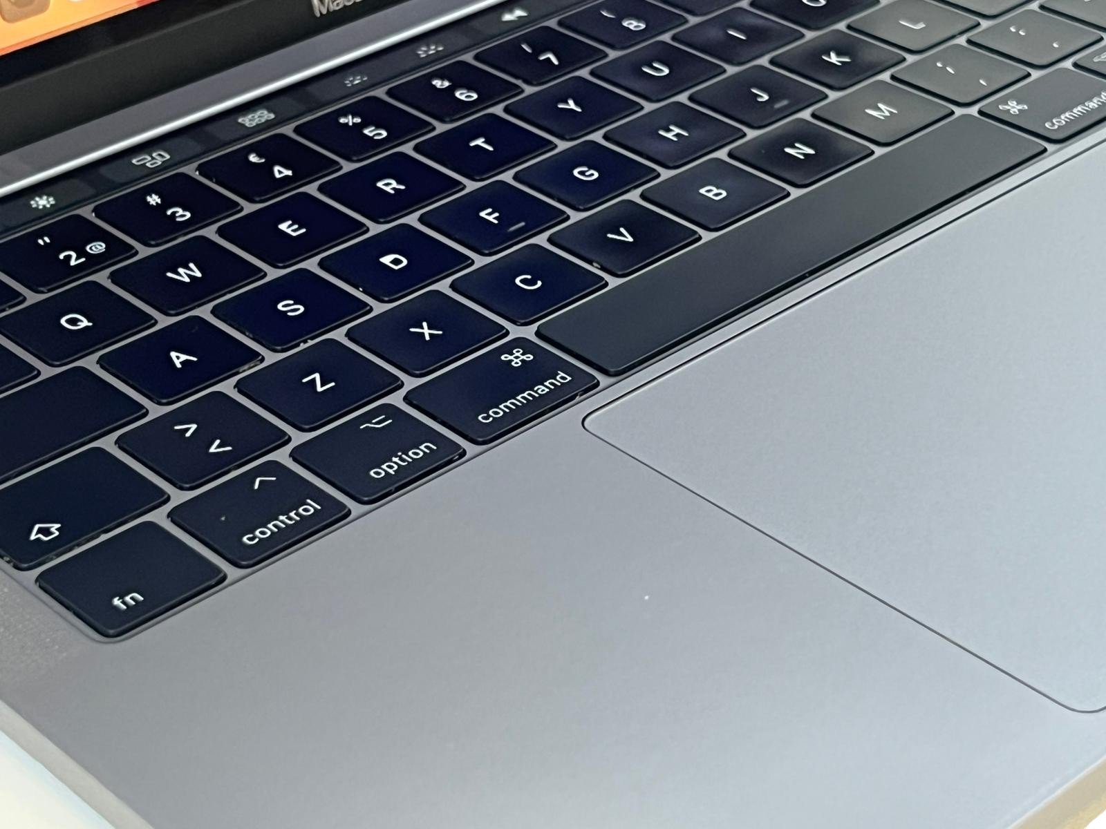 MacBook Pro 13″ TB 2017 Dual-Core Intel Core I5 16GB/256GB - Image 7