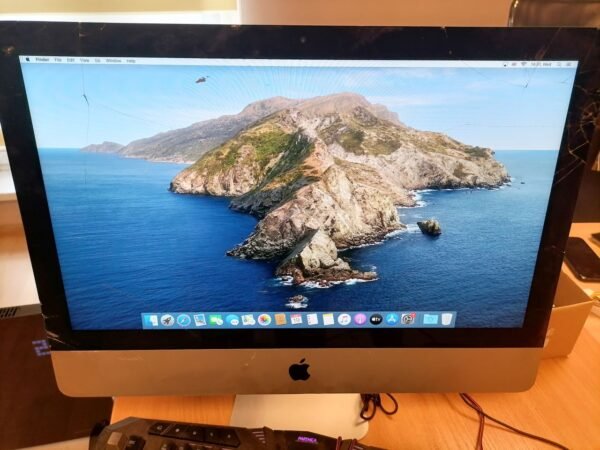 iMac 21.5-Inch Quad-Core Intel Core I5 8GB/1TB, Late 2013 - Image 3