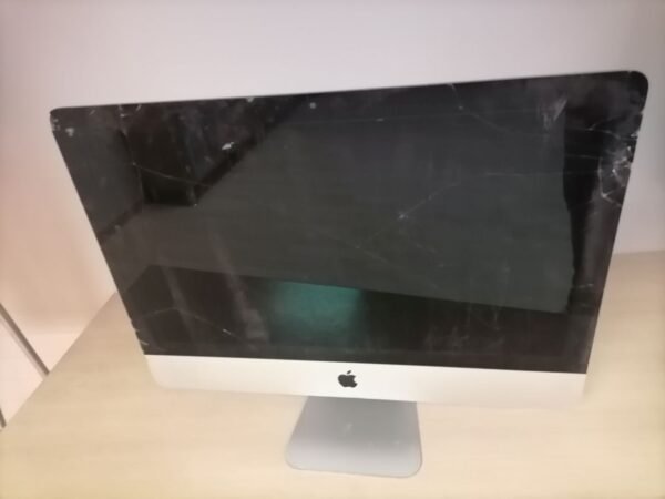 iMac 21.5-Inch Quad-Core Intel Core I5 8GB/1TB, Late 2013 - Image 9