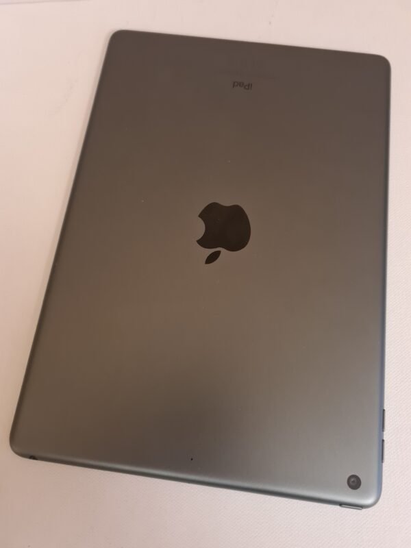 iPad (9th Generation) 64GB - Image 6