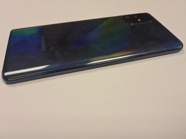 Samsung Galaxy A71 - Image 7