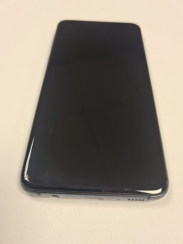 Samsung Galaxy S10e - Image 2