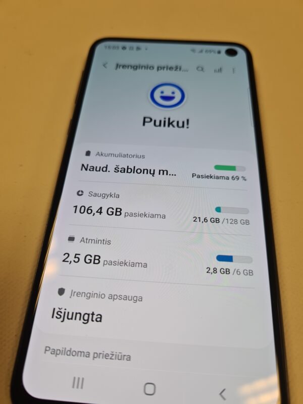 Samsung Galaxy S10e - Image 5