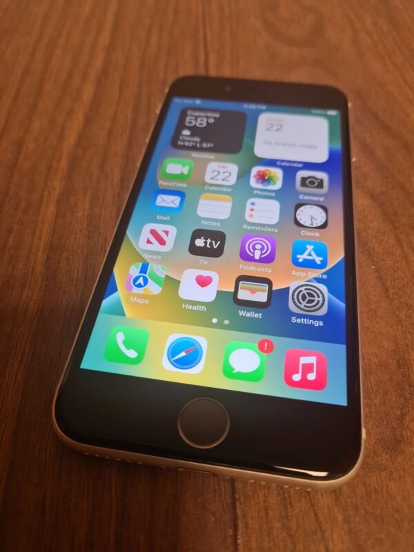 Apple iPhone SE (2022) 64GB - Image 3