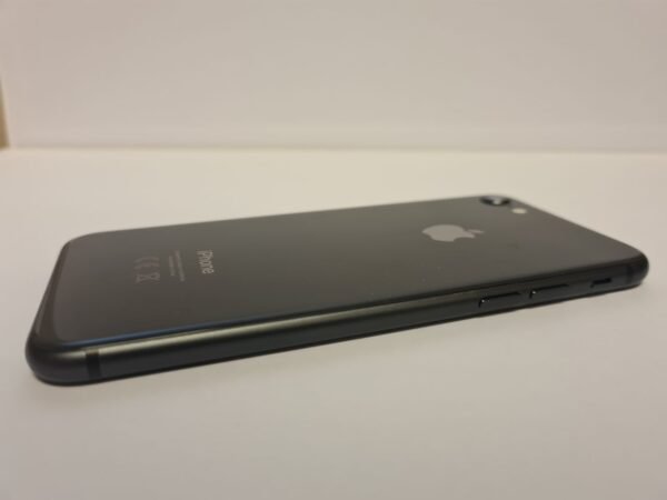 iPhone 8 64GB - Image 8