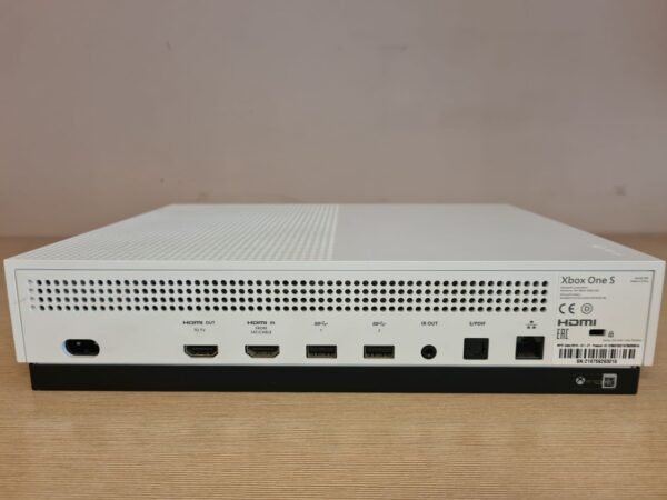 XBOX ONE S 1TB - Image 5