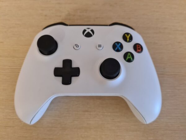 XBOX ONE S 1TB - Image 6
