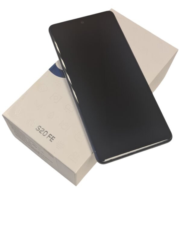 Samsung Galaxy S20 FE - Image 2