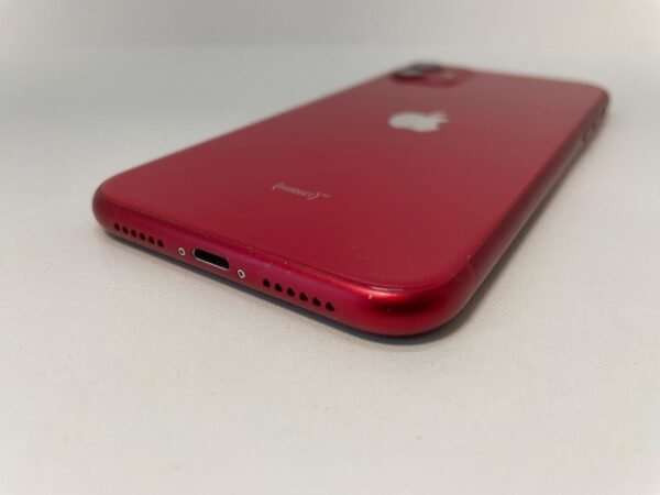 iPhone 11 64GB - Image 8