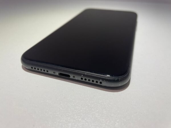 iPhone 11 256GB - Image 7