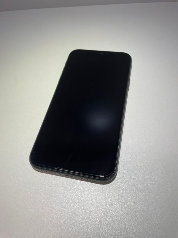 iPhone 11 256GB - Image 8