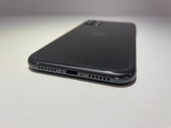 iPhone 11 256GB - Image 9