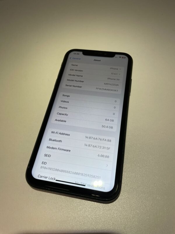 iPhone XR 64GB - Image 3