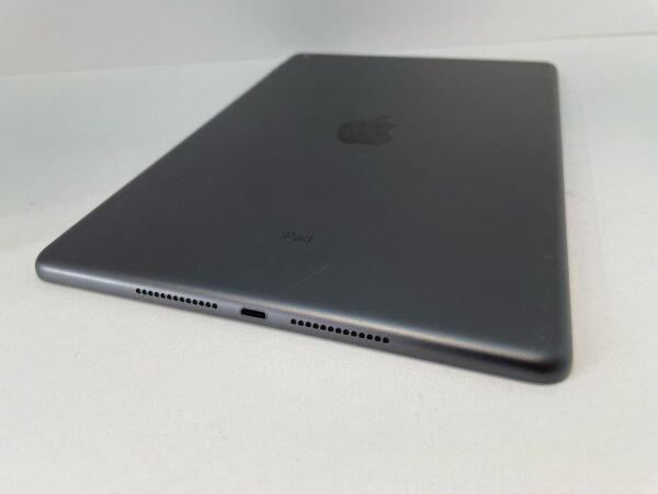 iPad (7th Generation) 128GB - Image 4