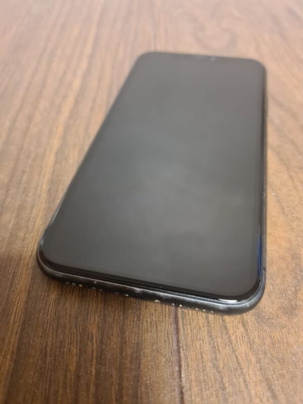 iPhone 11 256GB - Image 2