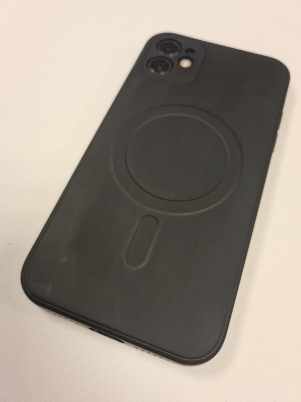 iPhone 11 256GB - Image 10