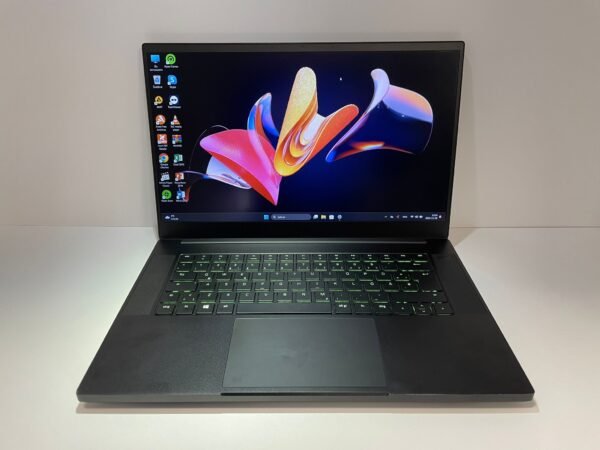 Razer Blade 15” (2020) 16/256GB - Image 2