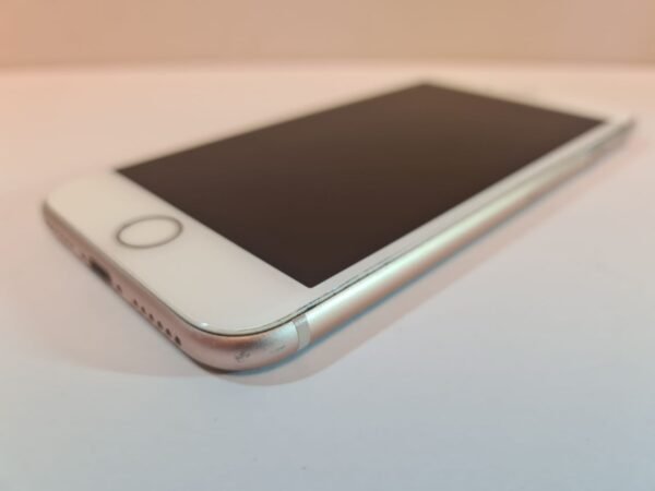 iPhone 8 64GB - Image 7