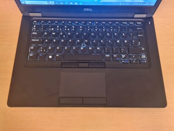 Dell Latitude 5490 - Image 4