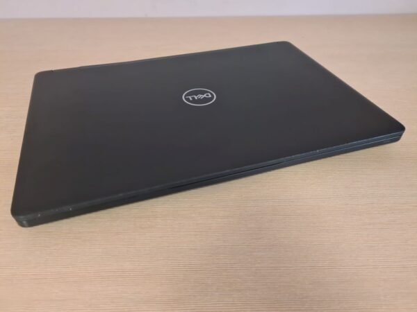 Dell Latitude 5490 - Image 11