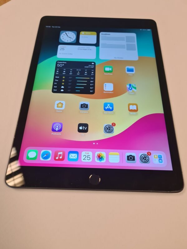 iPad (7th Generation) 128GB - Image 2