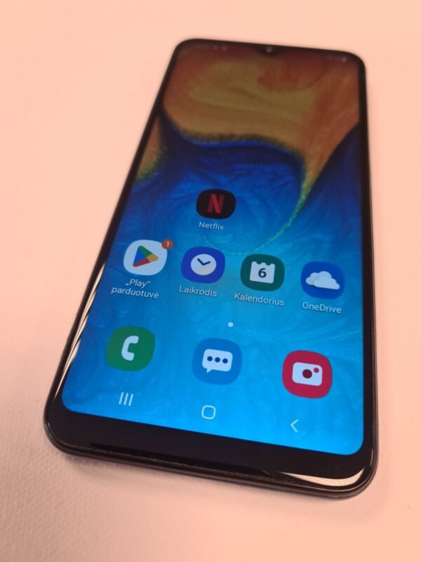 Samsung Galaxy A20e - Image 3