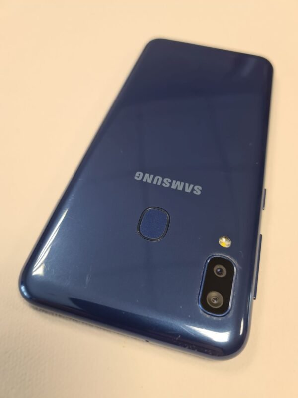 Samsung Galaxy A20e - Image 5