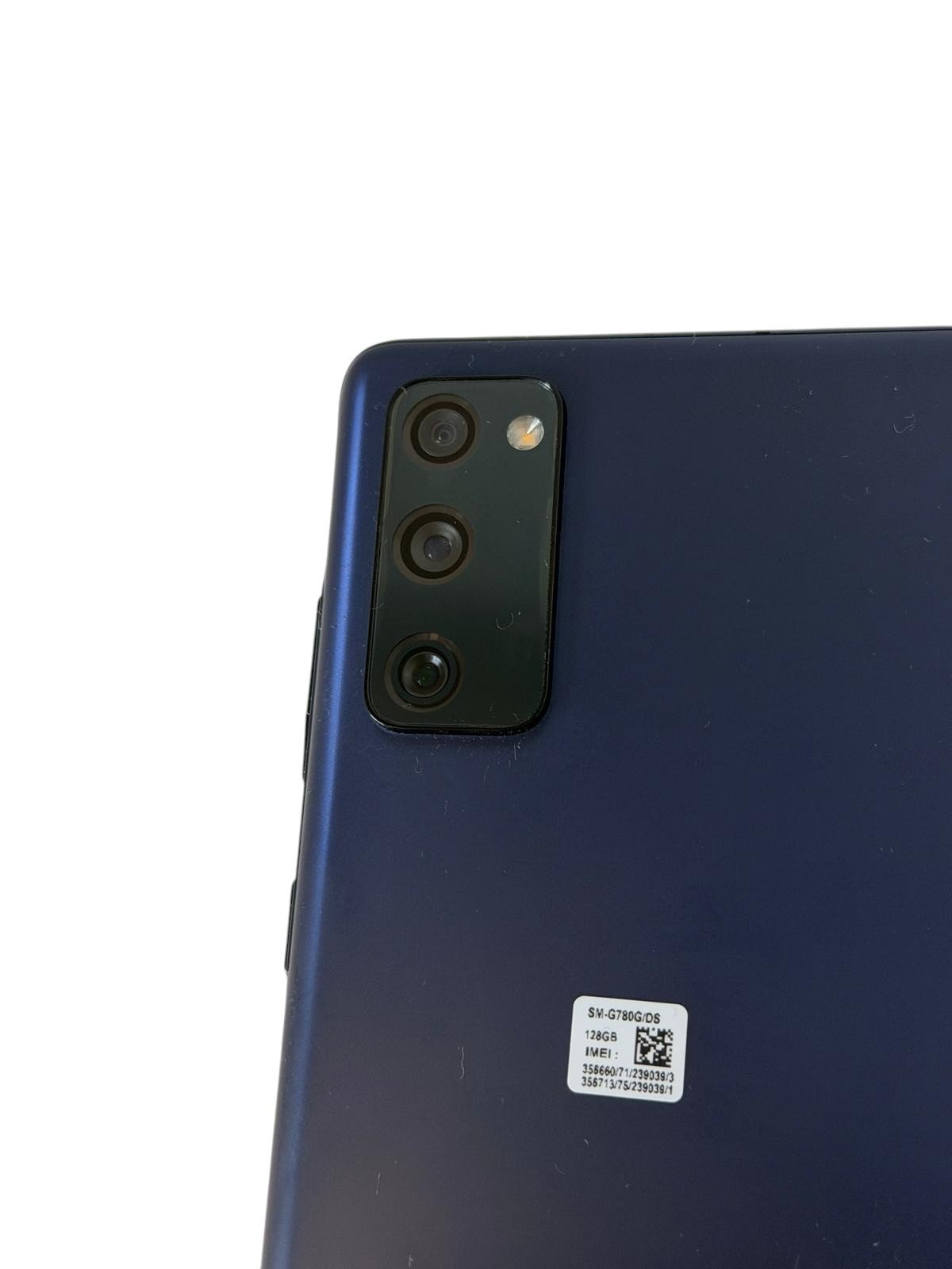 Samsung Galaxy S20 FE - Image 3
