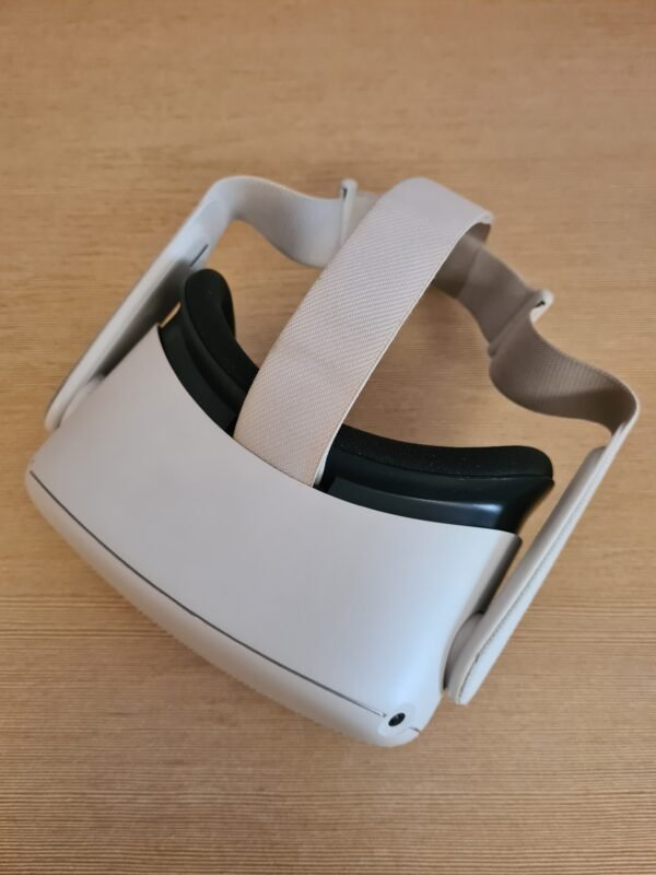 Oculus Quest 2 128GB - Image 3