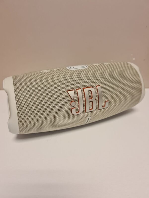 JBL Charge 5 Bluetooth kolonėlė - Image 2