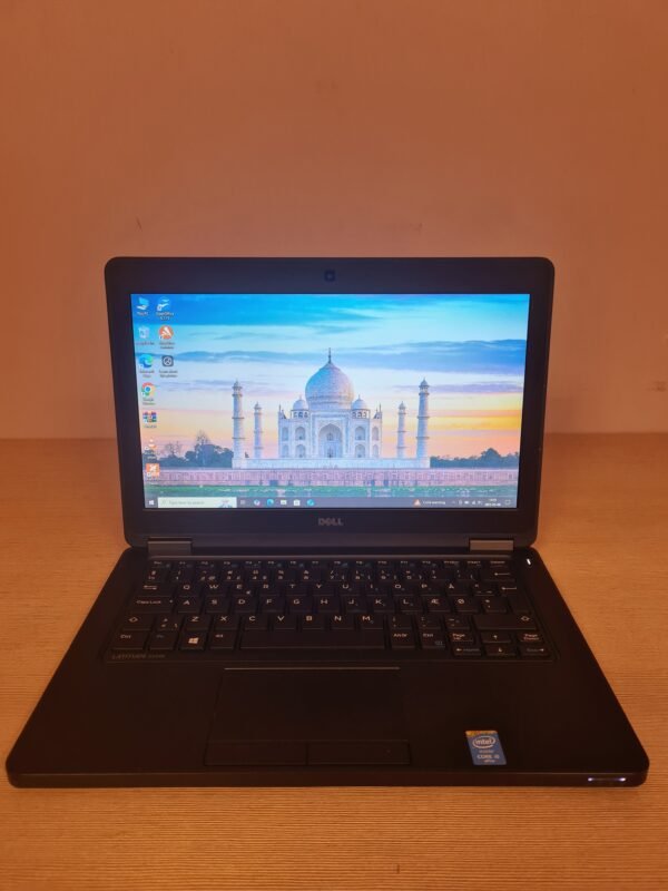 Dell Latitude E5250 - Image 3