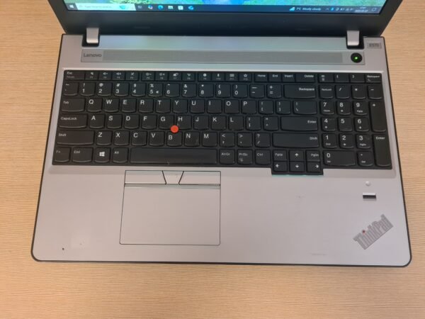 Lenovo ThinkPad E570 - Image 5