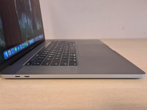 MacBook Pro 16″ TB 2019 6-Core Intel Core i7 32GB/512GB - Image 7