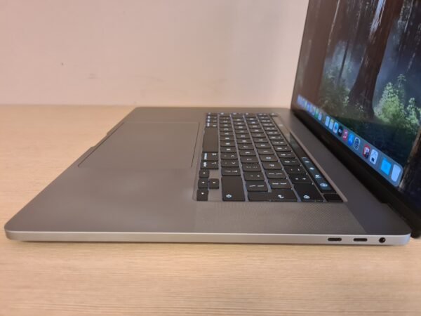 MacBook Pro 16″ TB 2019 6-Core Intel Core i7 32GB/512GB - Image 8