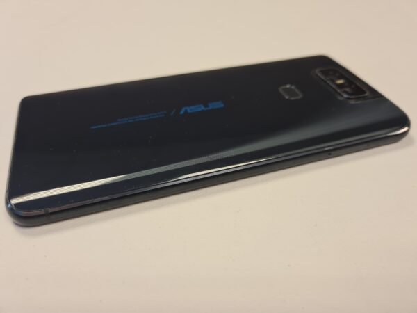 Asus Zenfone 6 - Image 5