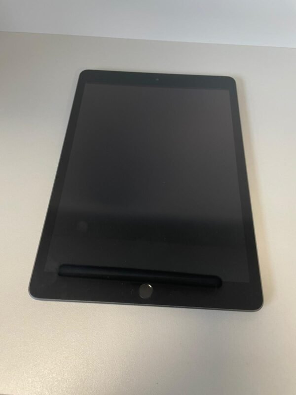 iPad (9th Generation) 64GB - Image 5