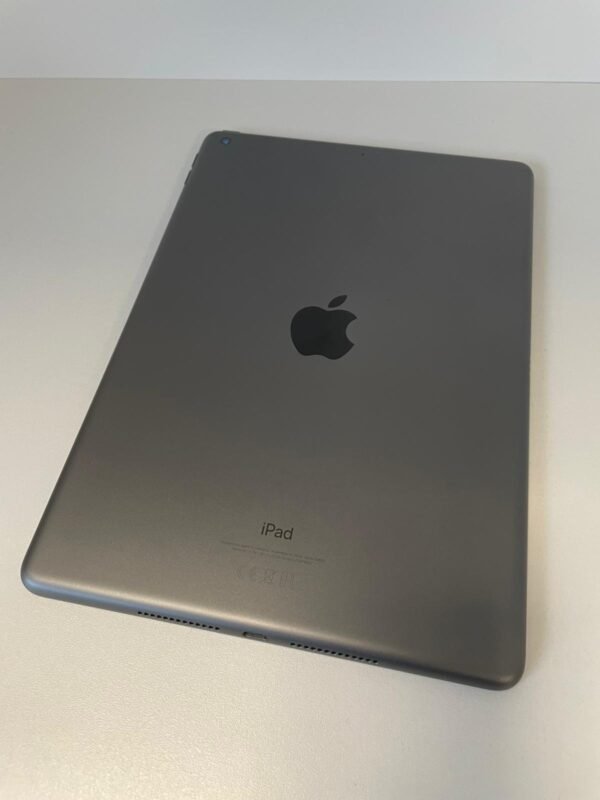 iPad (9th Generation) 64GB - Image 7