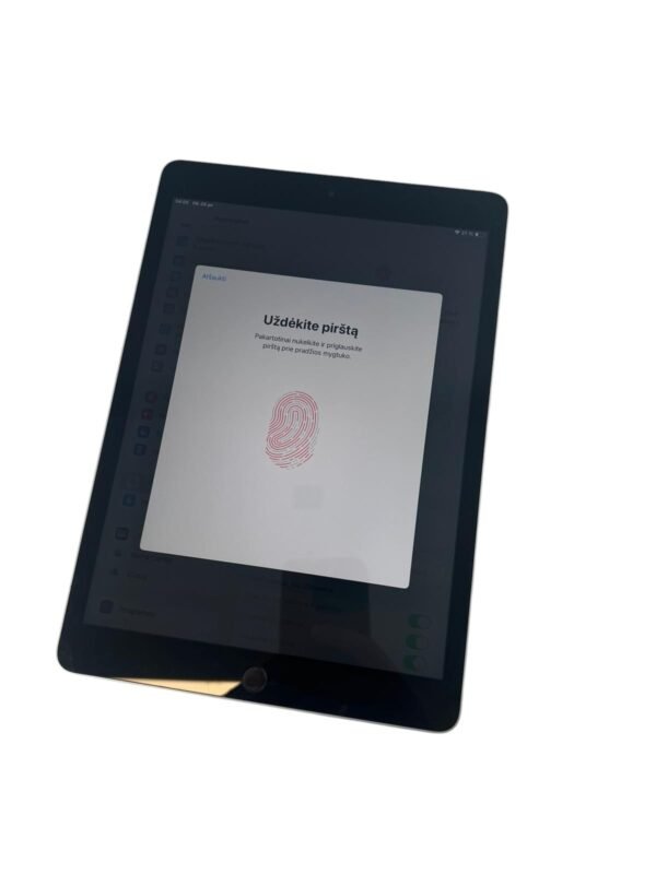 iPad (9th Generation) 64GB - Image 7