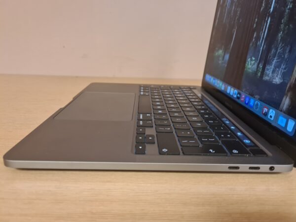 MacBook Pro 13″ TB 2020 Quad-Core Intel Core i7 32GB/512GB - Image 7