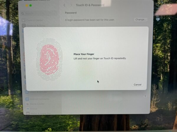 MacBook Pro 13″ TB 2020 Quad-Core Intel Core i7 32GB/512GB - Image 3