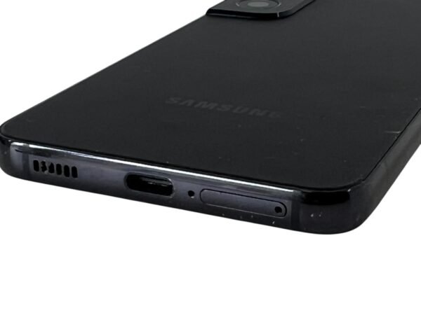 Samsung Galaxy S22 5G - Image 9