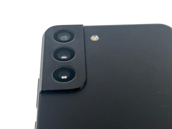 Samsung Galaxy S22 5G - Image 12