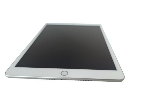 iPad (2020) (8th generation) 32GB - Image 3