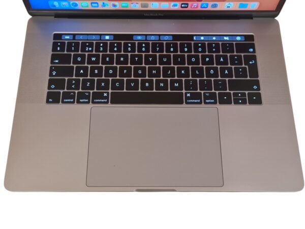 MacBook Pro 15″ TB 2017 Quad-Core Intel Core I7 16GB/256GB - Image 4