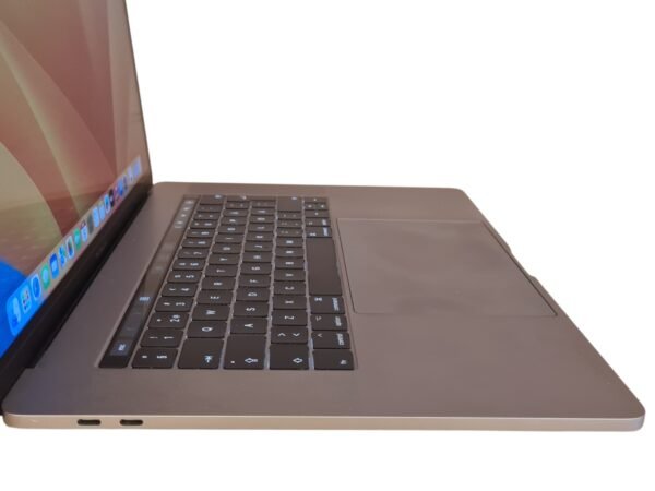 MacBook Pro 15″ TB 2017 Quad-Core Intel Core I7 16GB/256GB - Image 6
