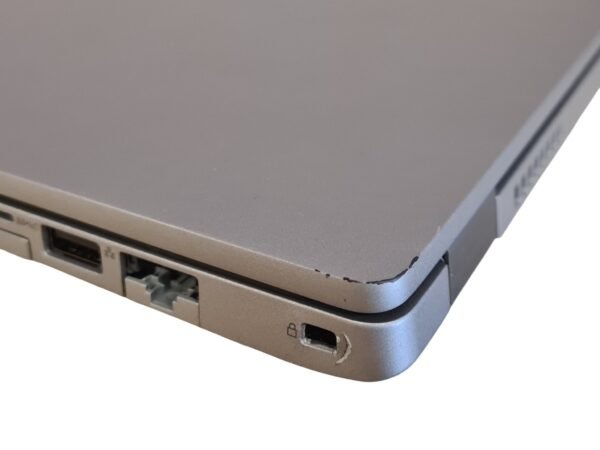 Dell Latitude 5310 - Intel i5-10210U / 16GB / 256GB SSD - Image 11